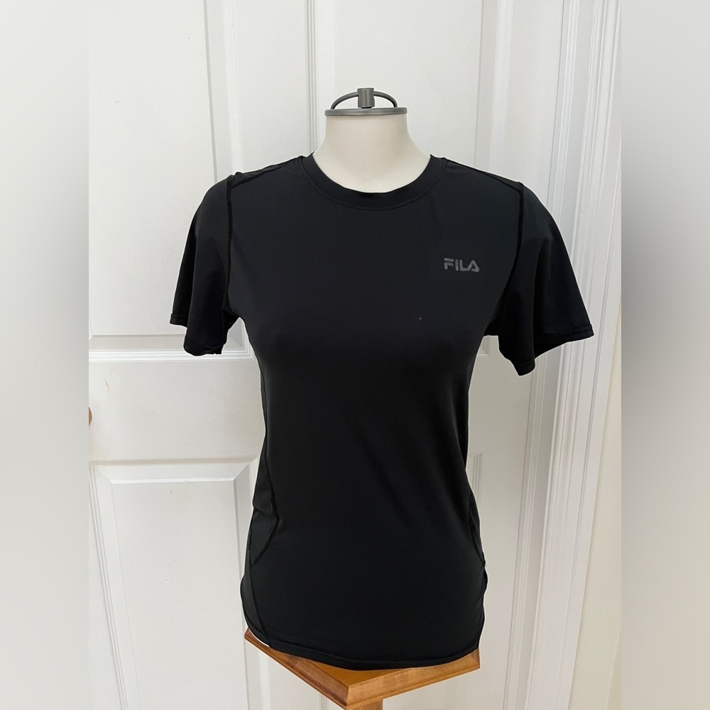 Fila athletic top ladies large